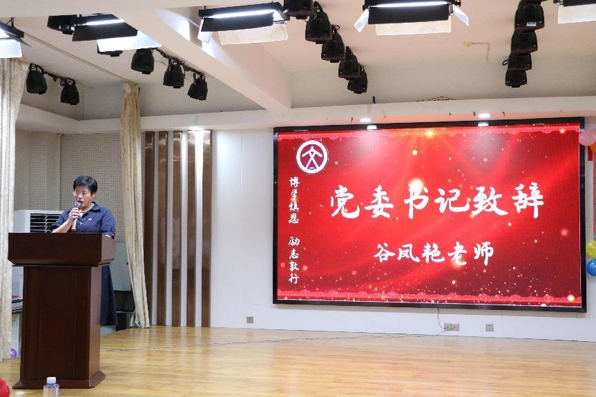 40f73429c0484fa3863e6f453d65bc8e.png 40f73429c0484fa3863e6f453d65bc8e.png